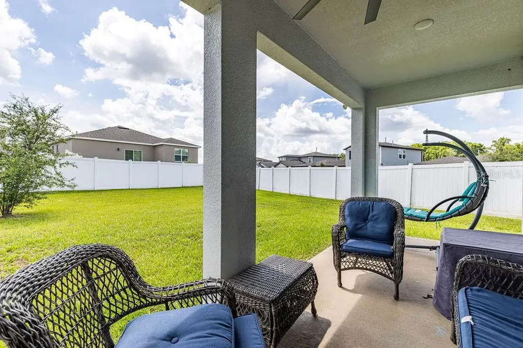 3319 Curlew Avenue Leesburg FL 34748