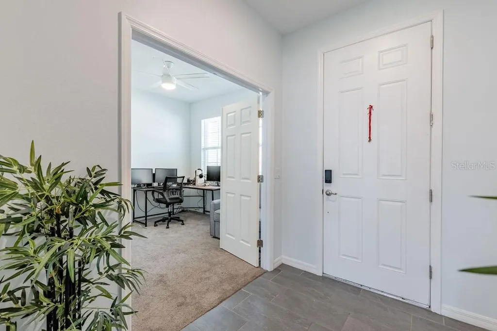 3319 Curlew Avenue Leesburg FL 34748