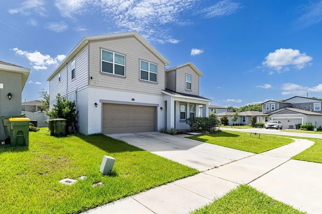 3319 Curlew Avenue Leesburg FL 34748