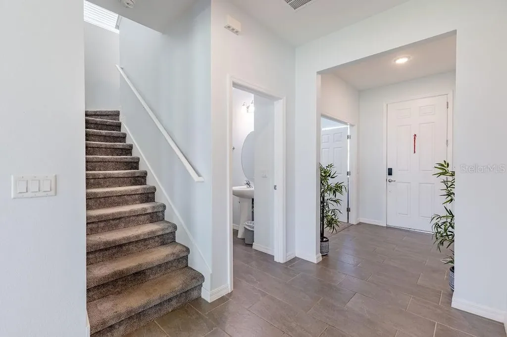 3319 Curlew Avenue Leesburg FL 34748