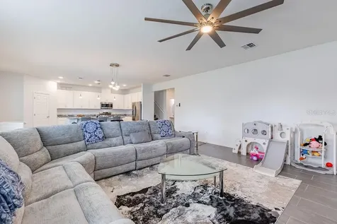 3319 Curlew Avenue Leesburg FL 34748