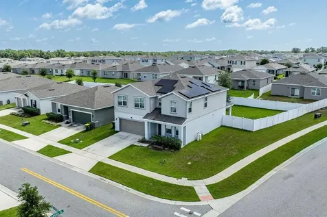 3319 Curlew Avenue Leesburg FL 34748