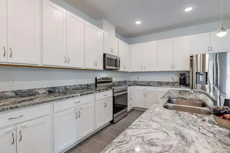 3319 Curlew Avenue Leesburg FL 34748