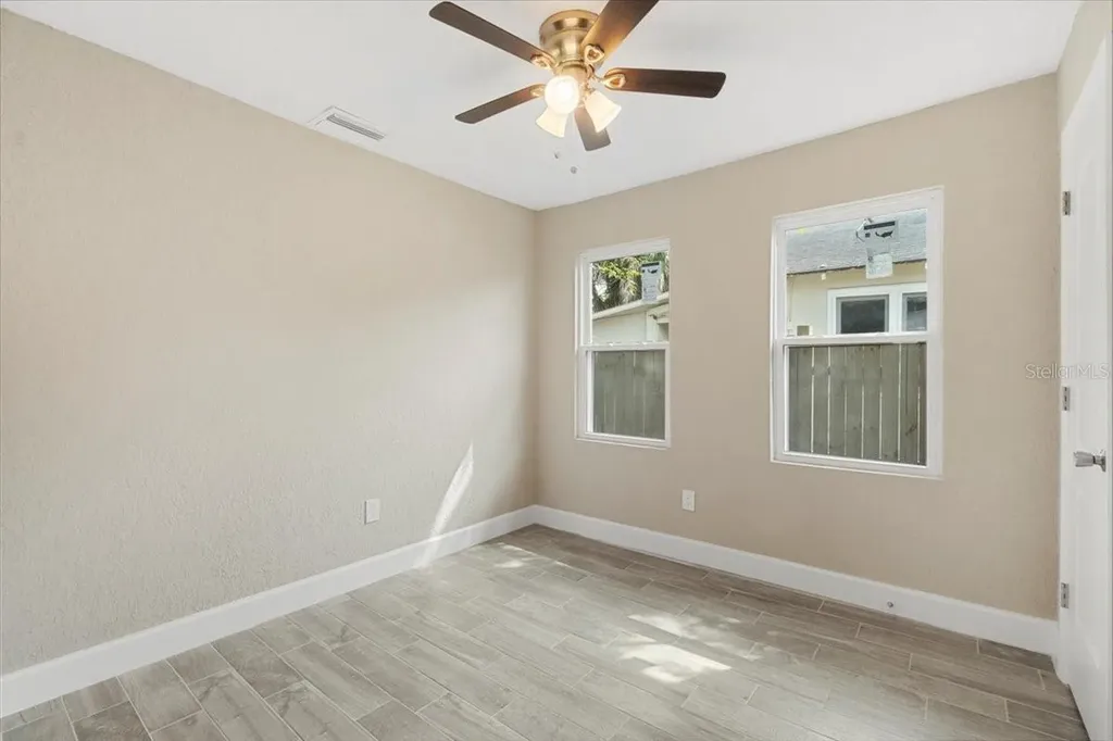 2810 6th Street S St Petersburg FL 33705