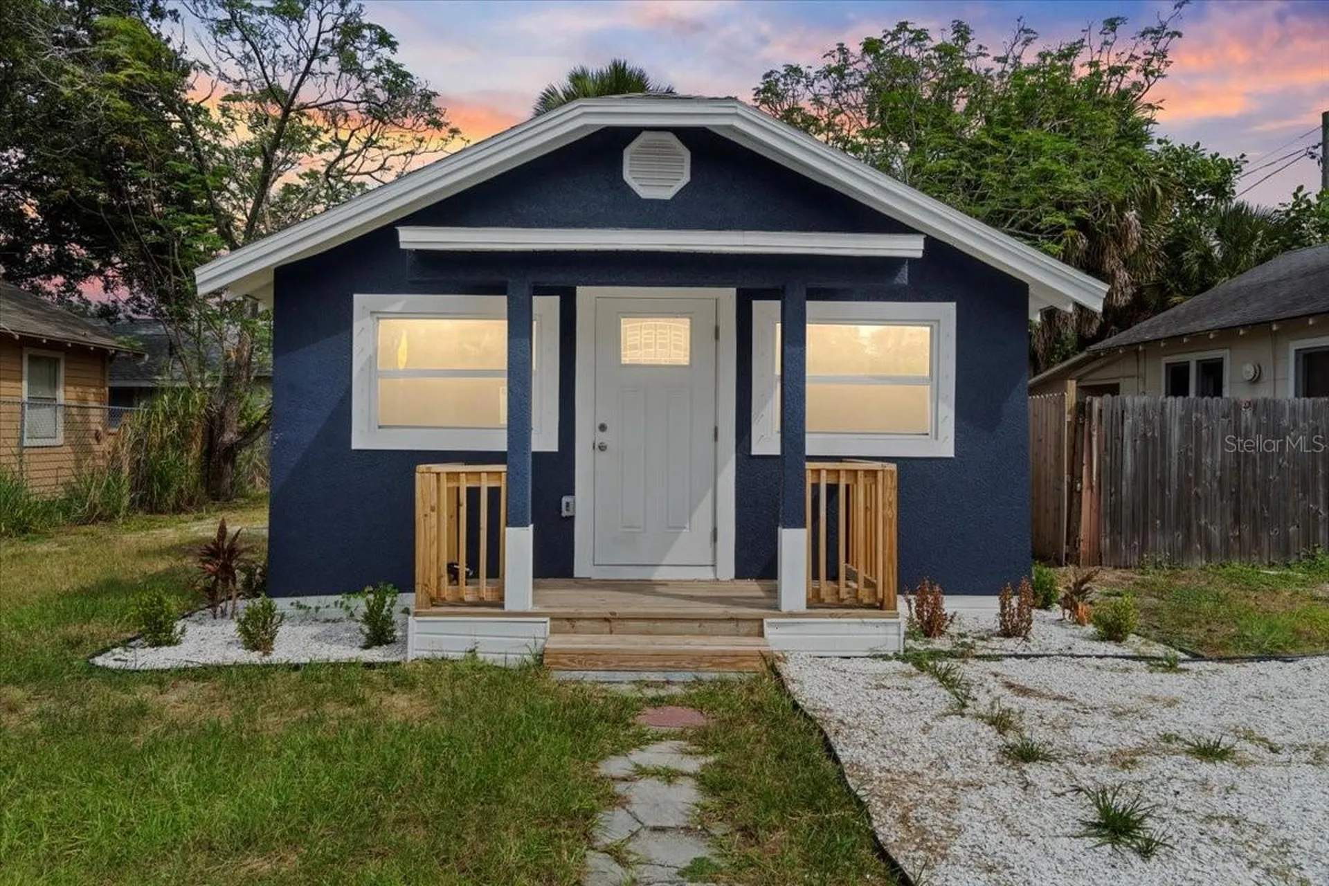 2810 6th Street S St Petersburg FL 33705
