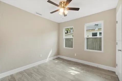 2810 6th Street S St Petersburg FL 33705