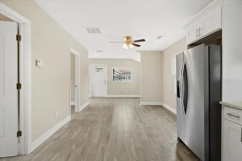 2810 6th Street S St Petersburg FL 33705