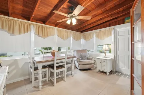 538 82nd Avenue N St Petersburg FL 33702