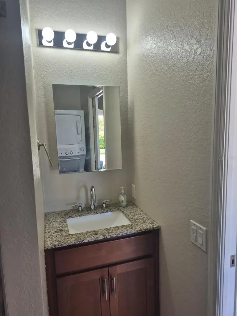 389 Nolane Lane Polk City FL 33868