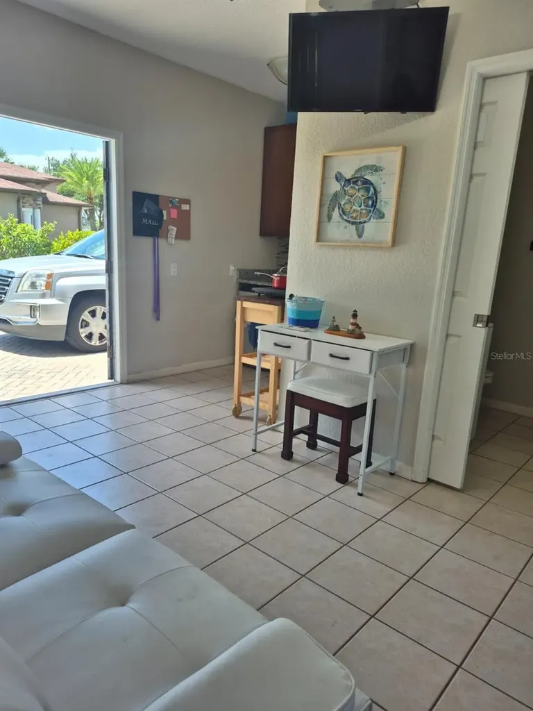 389 Nolane Lane Polk City FL 33868