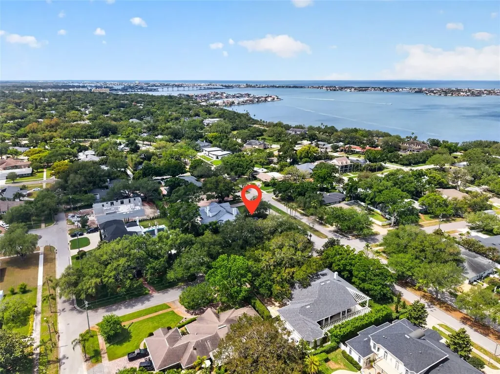 461 Ponce De Leon Boulevard Belleair FL 33756