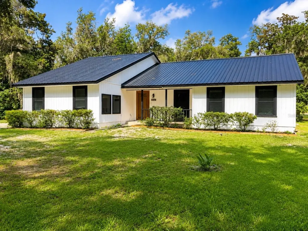 16758 SE 181st Terrace Weirsdale FL 32195