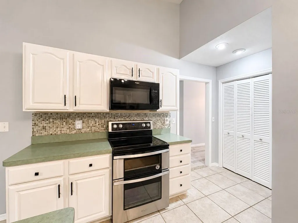 16758 SE 181st Terrace Weirsdale FL 32195