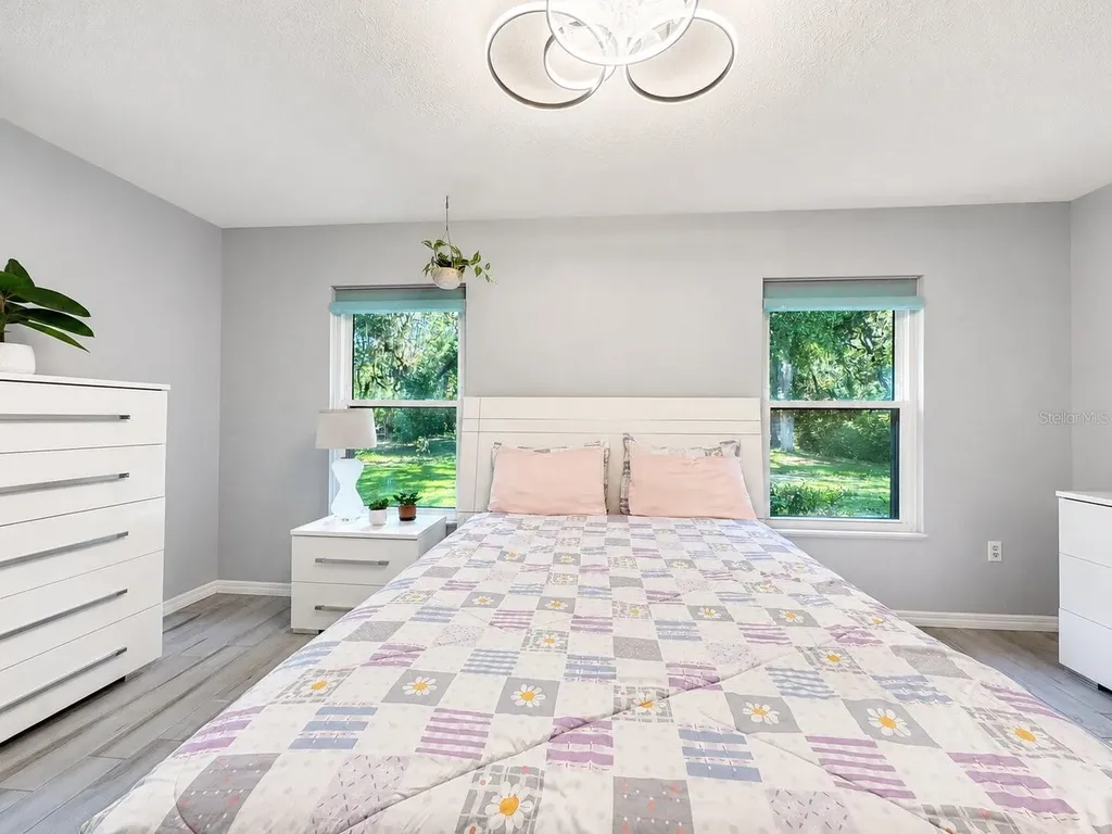 16758 SE 181st Terrace Weirsdale FL 32195