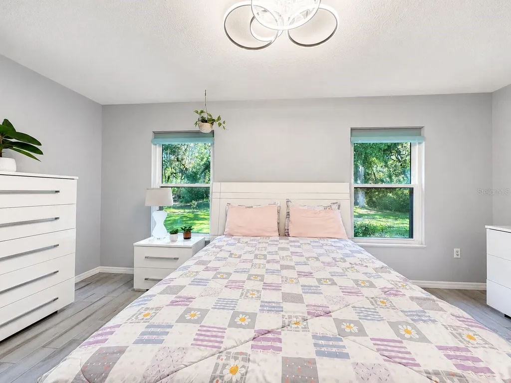 16758 SE 181st Terrace Weirsdale FL 32195