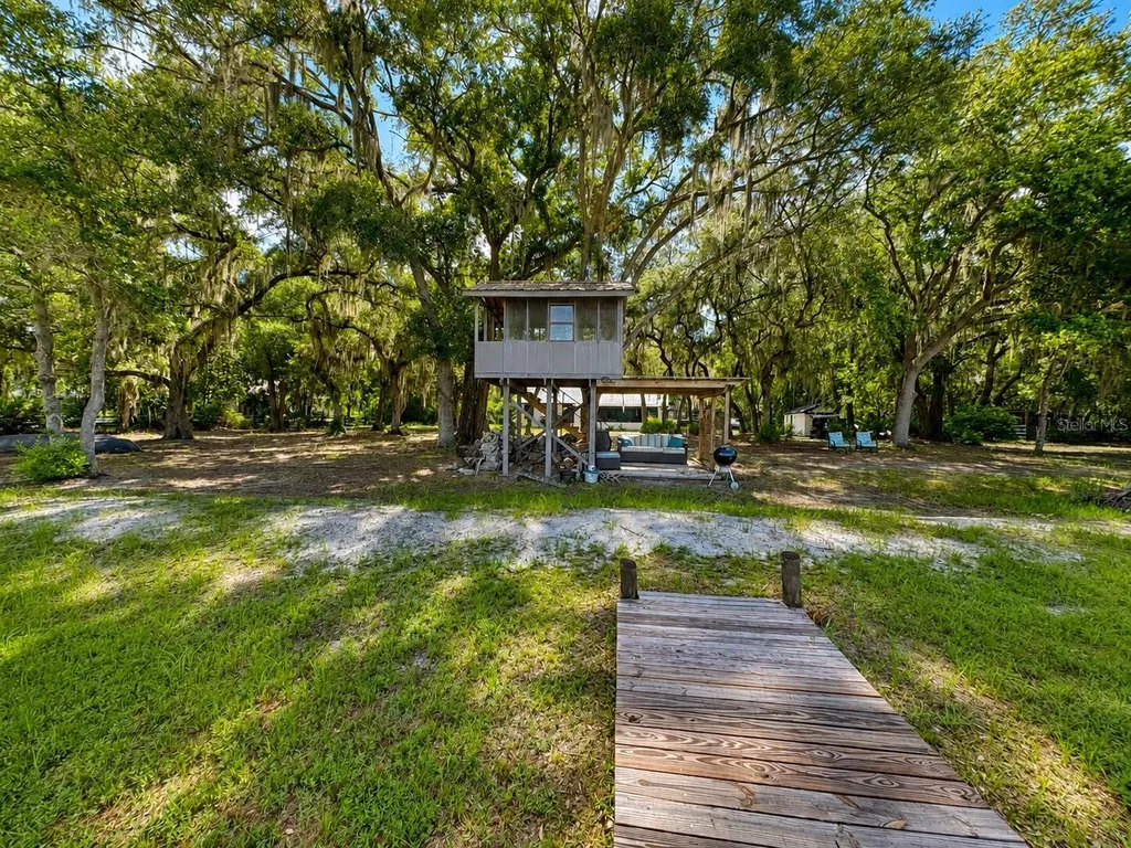 16758 SE 181st Terrace Weirsdale FL 32195