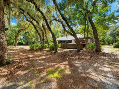 16758 SE 181st Terrace Weirsdale FL 32195