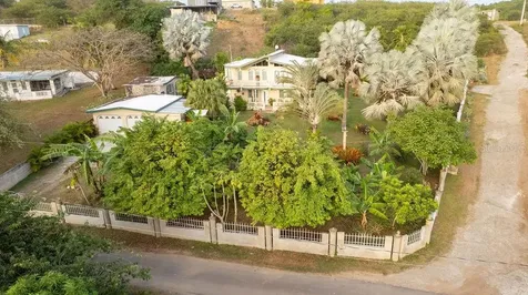 393 Monte Carmelo Vieques PR 00765