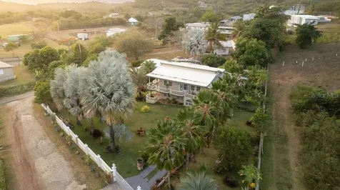 393 Monte Carmelo Vieques PR 00765