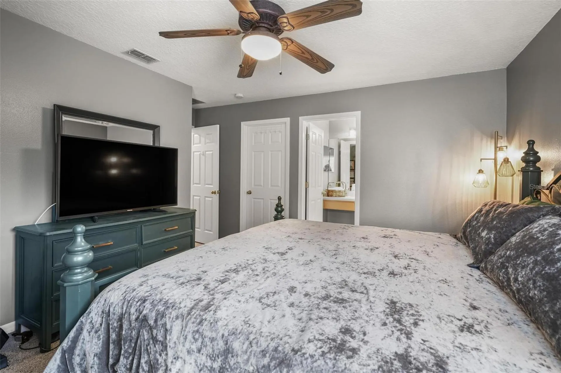 8521 Palm Harbor Drive Kissimmee FL 34747