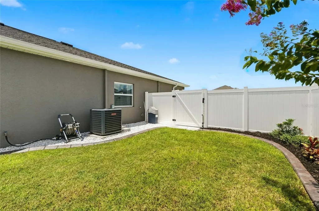 1185 Sandpiper Loop Winter Haven FL 33881