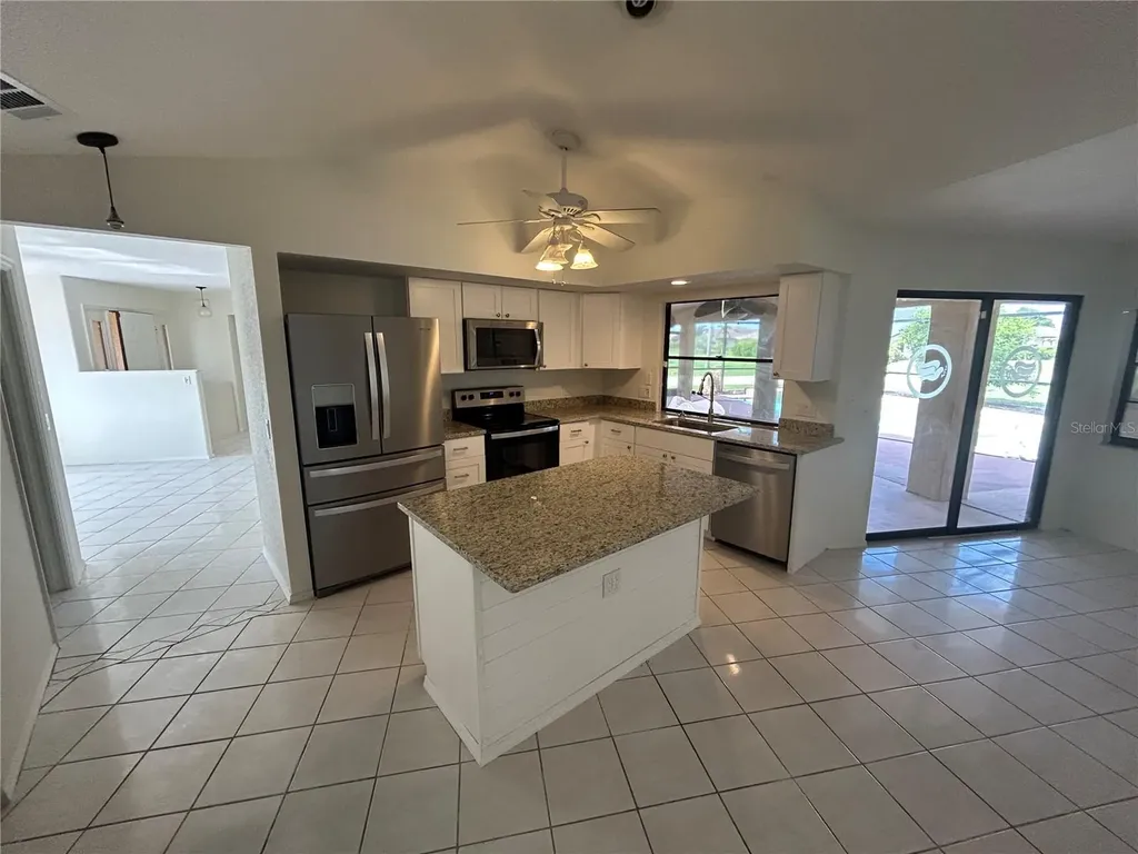 2093 Rio De Janeiro Avenue Punta Gorda FL 33983
