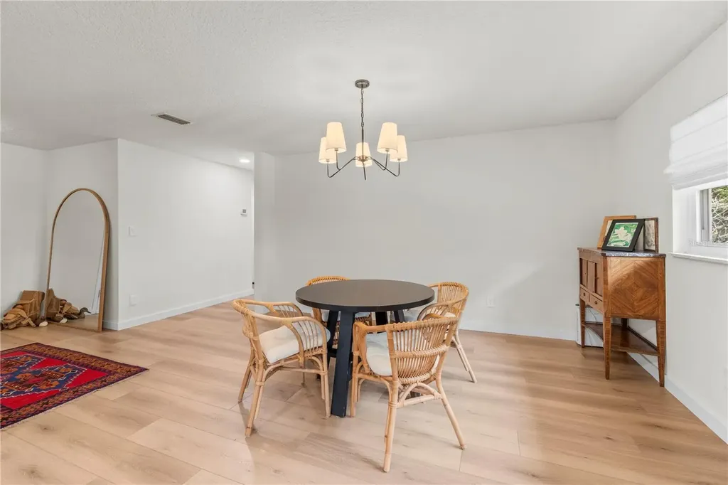 5132 Tellson Place Orlando FL 32812