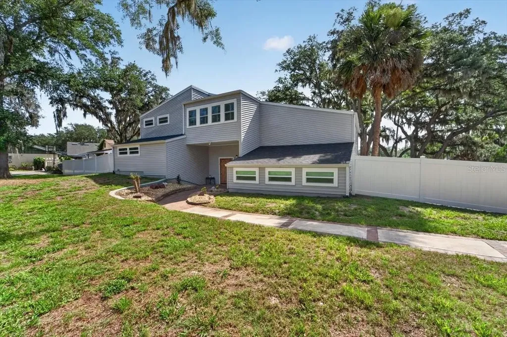 11302 Sandpine Road Riverview FL 33569