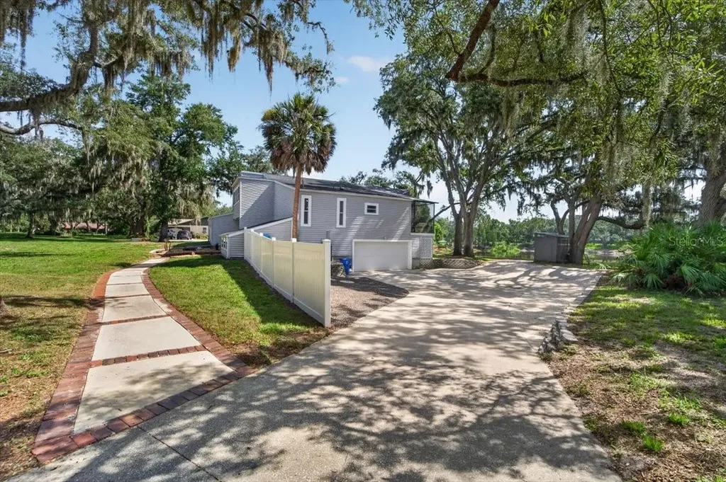 11302 Sandpine Road Riverview FL 33569