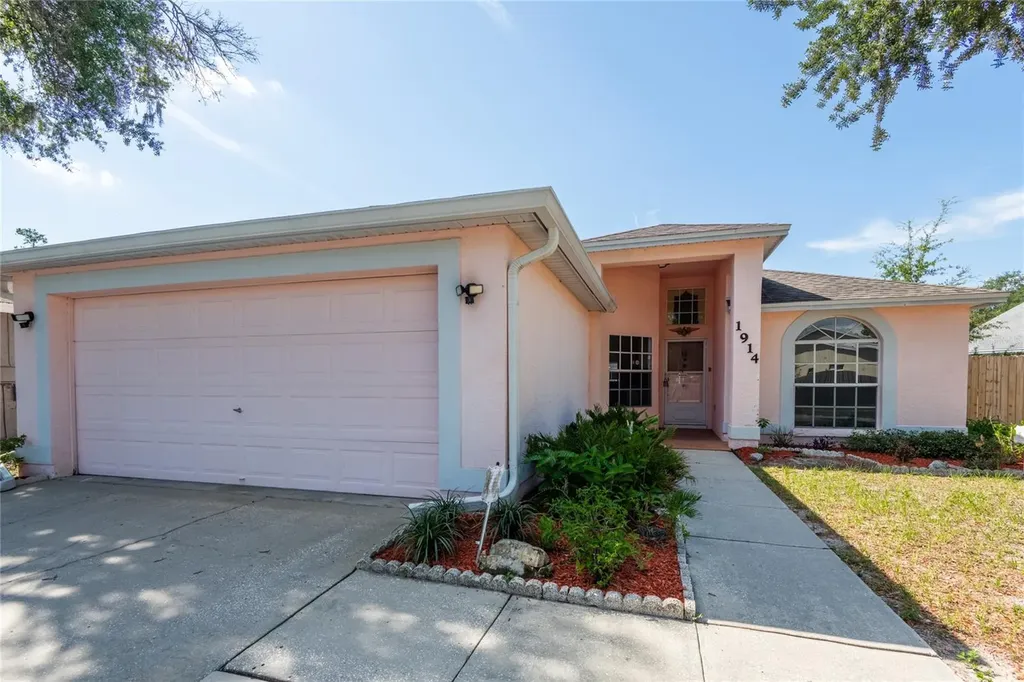 1914 Woodcut Drive Lutz FL 33559