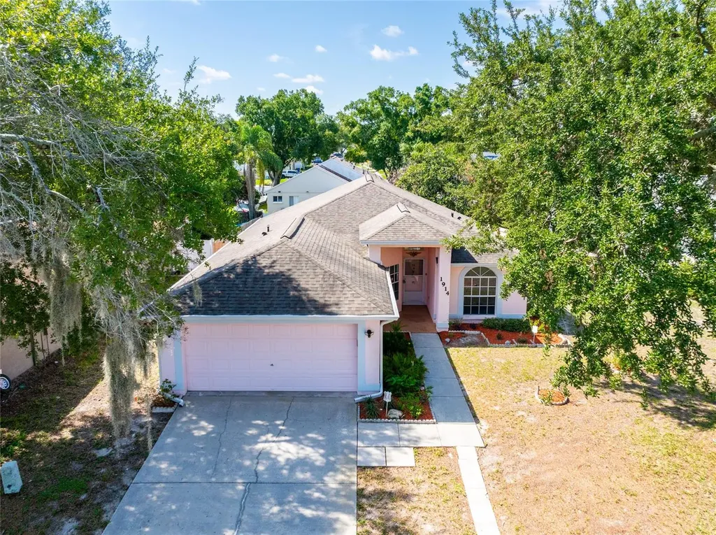 1914 Woodcut Drive Lutz FL 33559