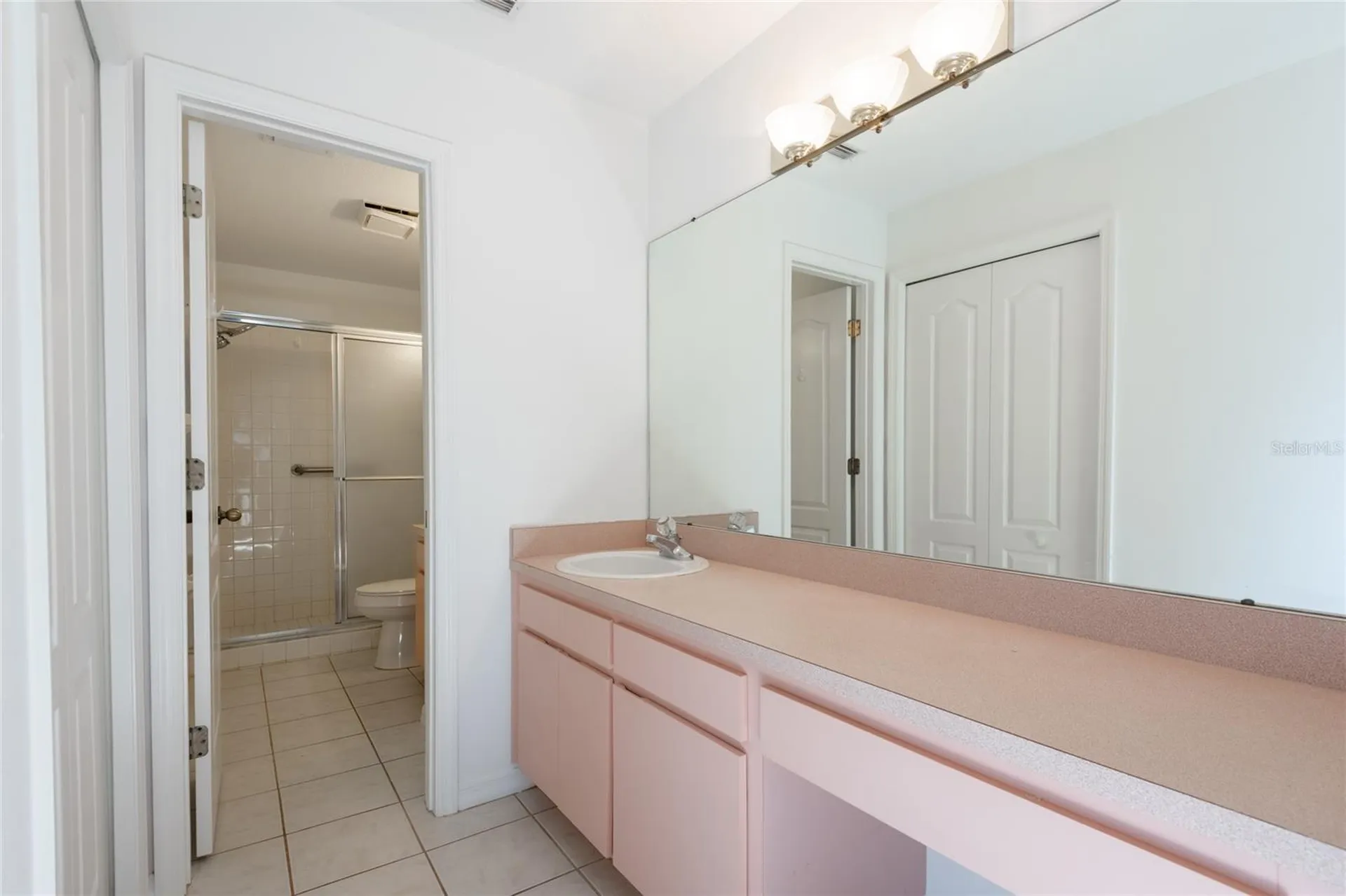 1914 Woodcut Drive Lutz FL 33559