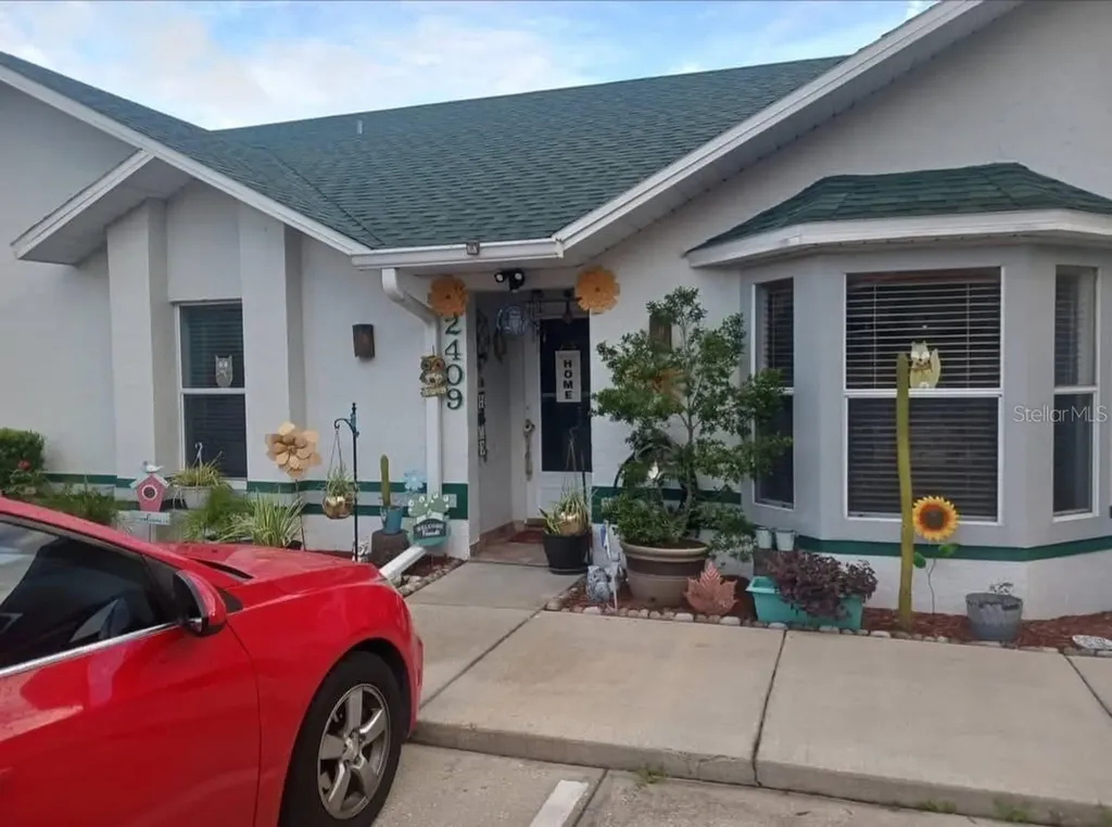 2409 Ming Court Kissimmee FL 34744