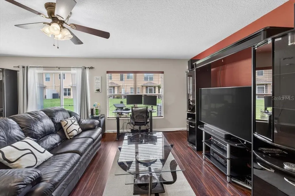4582 Limerick Drive Tampa FL 33610