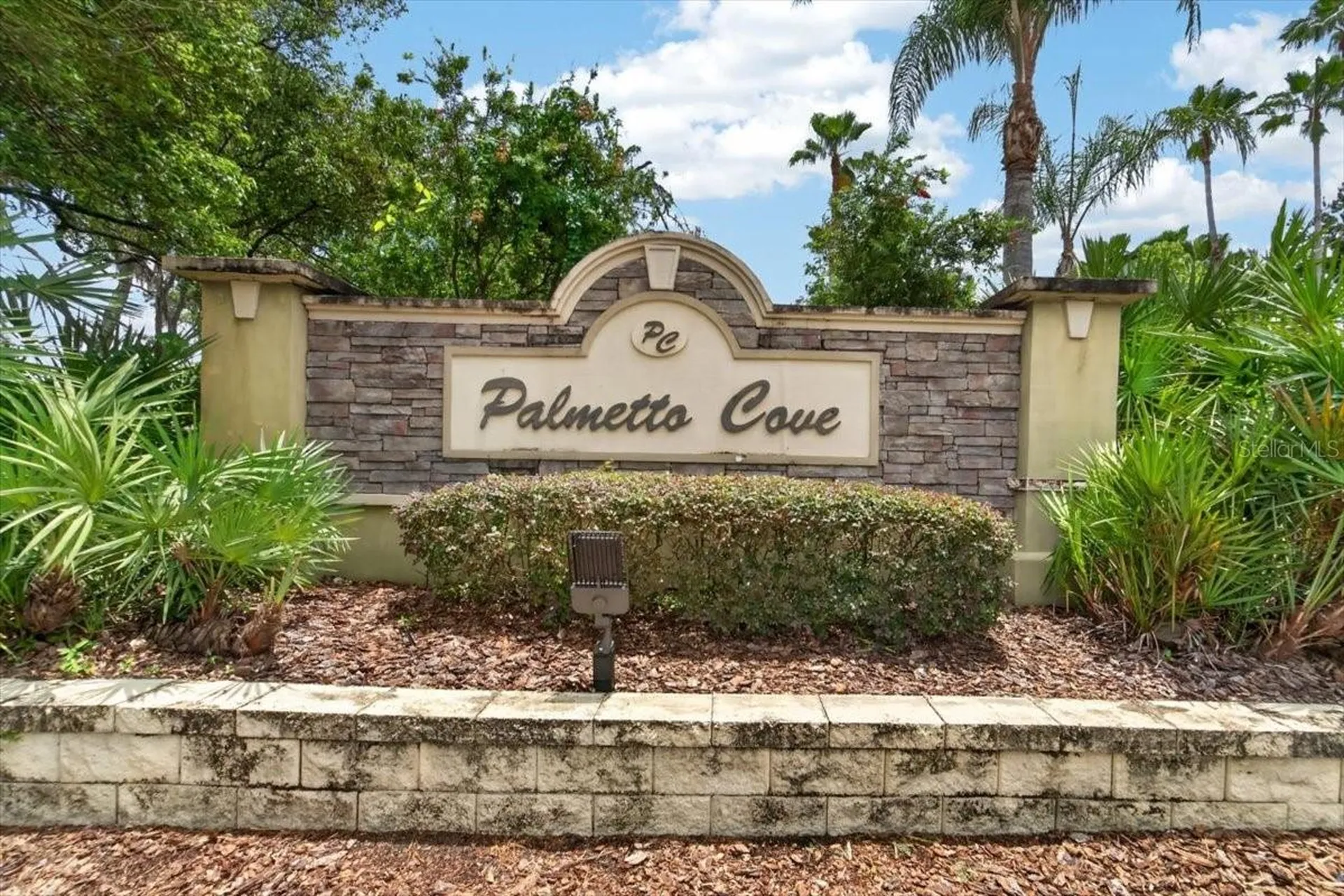 4582 Limerick Drive Tampa FL 33610