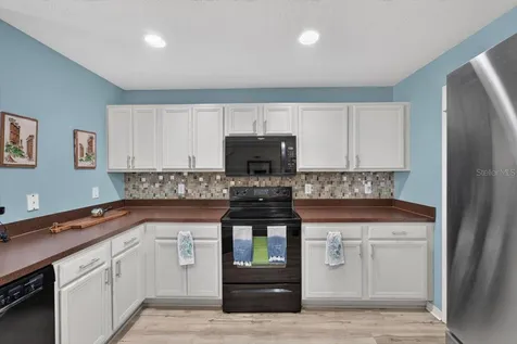 4582 Limerick Drive Tampa FL 33610