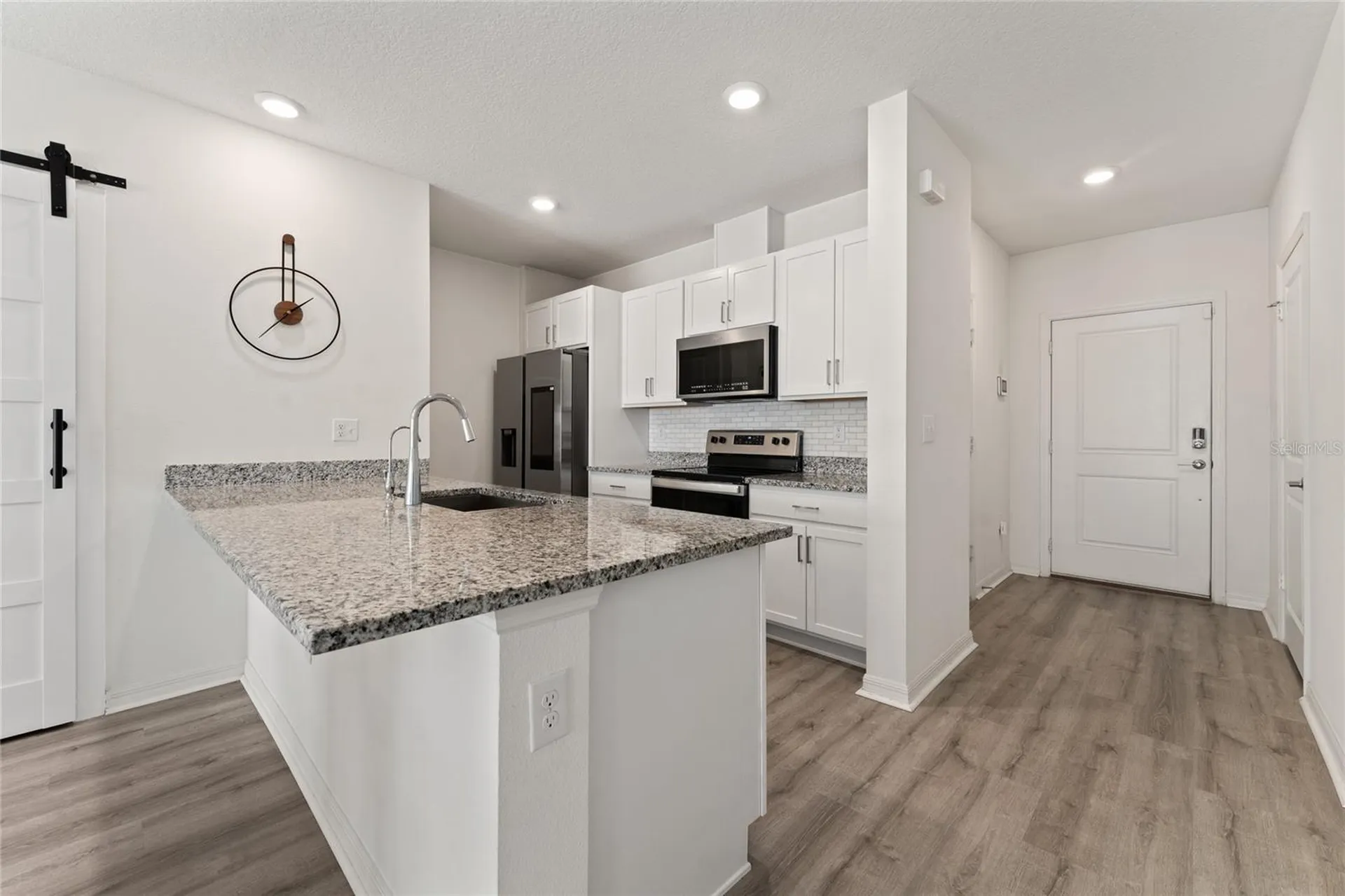 697 Stoney Point Circle Davenport FL 33896