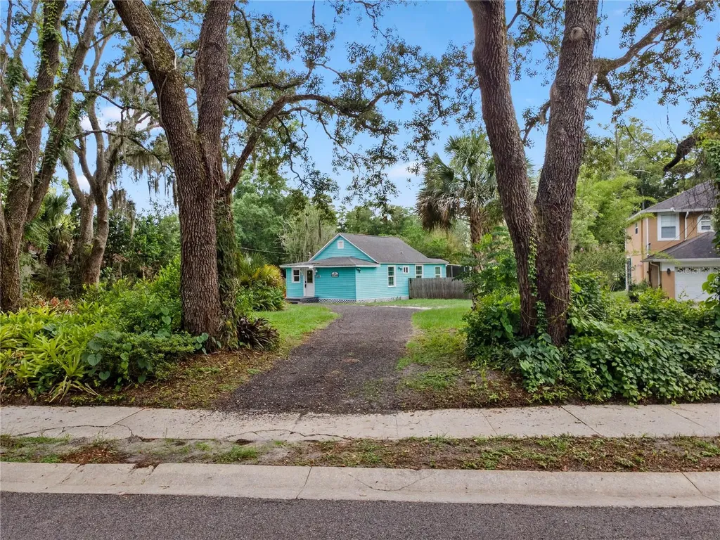 1209 Quintuplet Court Casselberry FL 32707