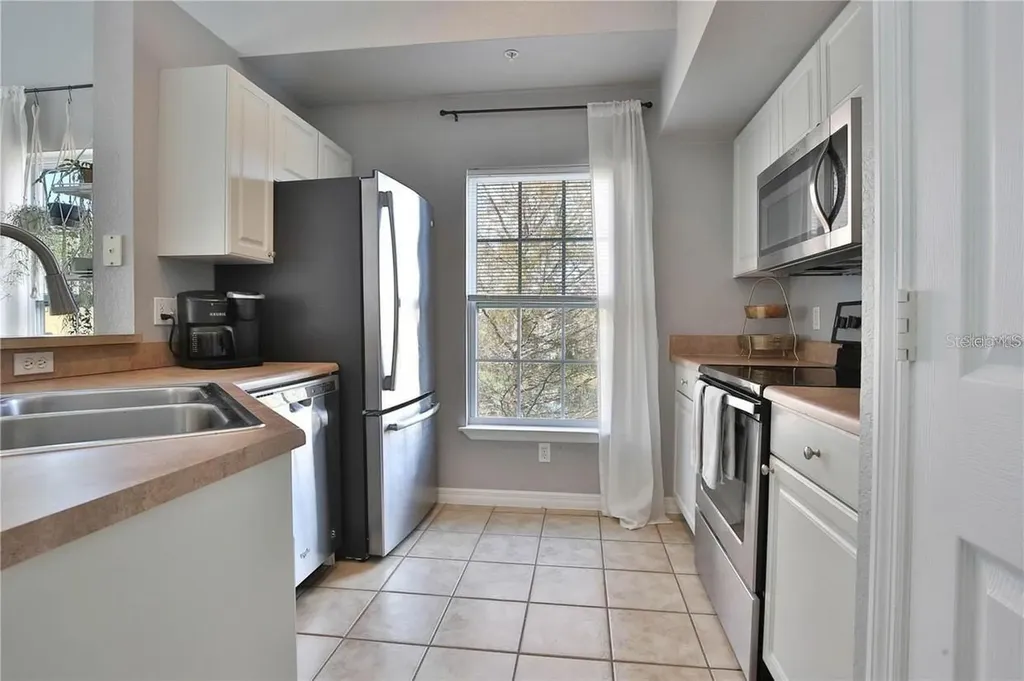 5570 Rosehill Road Sarasota FL 34233