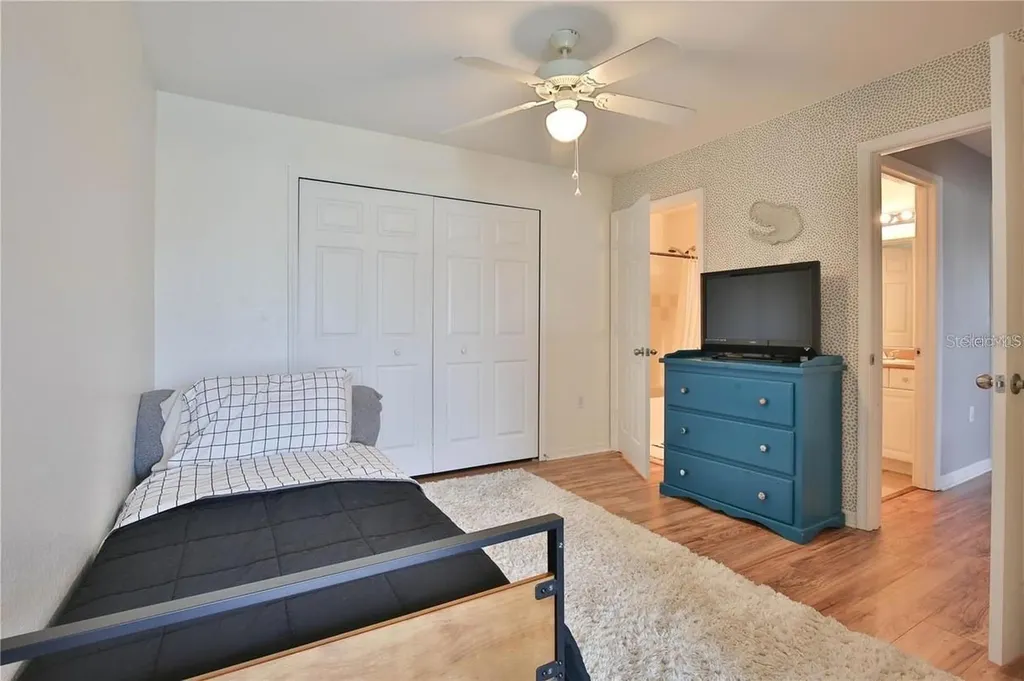 5570 Rosehill Road Sarasota FL 34233