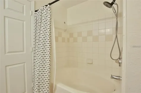 5570 Rosehill Road Sarasota FL 34233