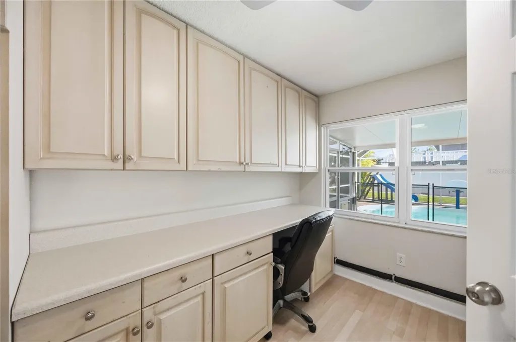 22464 Lewiston Avenue Port Charlotte FL 33952