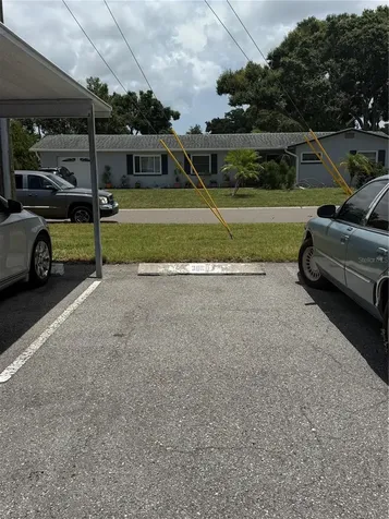 5725 12th Avenue N St Petersburg FL 33710