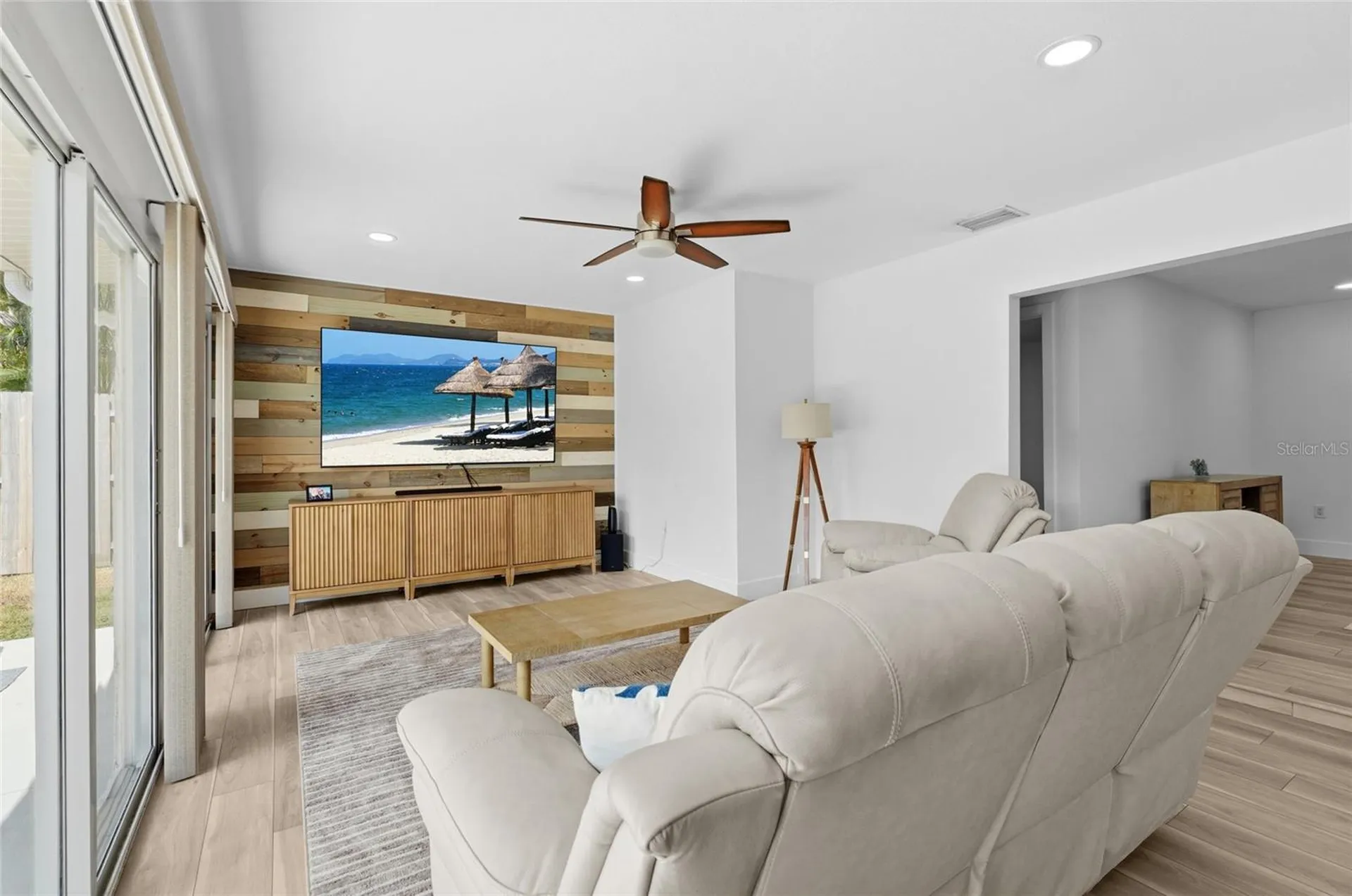 138 Holly Avenue Sarasota FL 34243