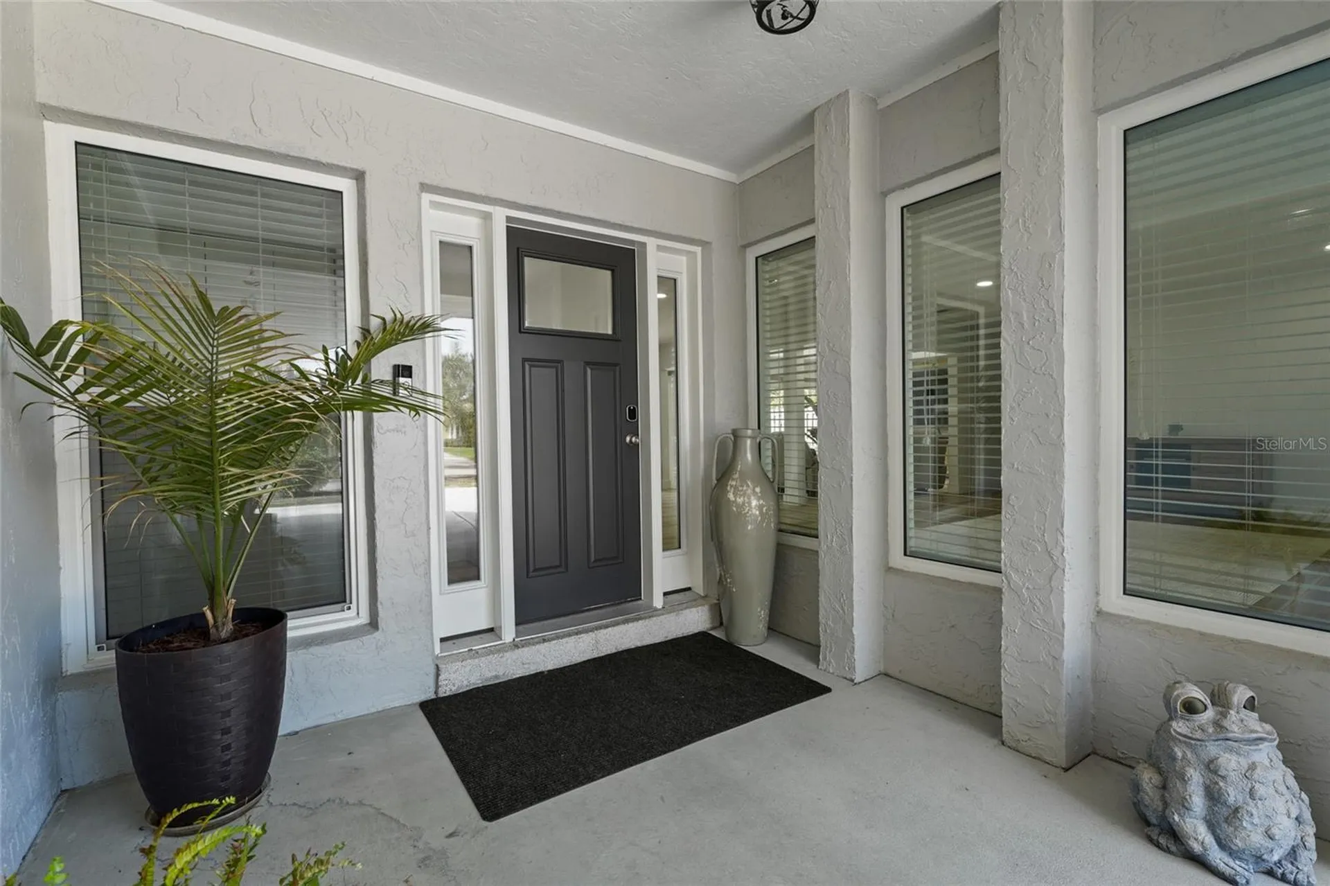 138 Holly Avenue Sarasota FL 34243