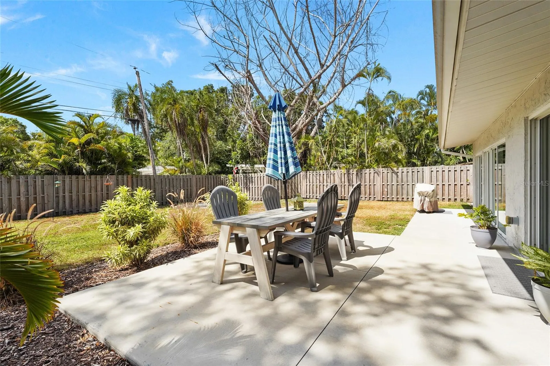 138 Holly Avenue Sarasota FL 34243