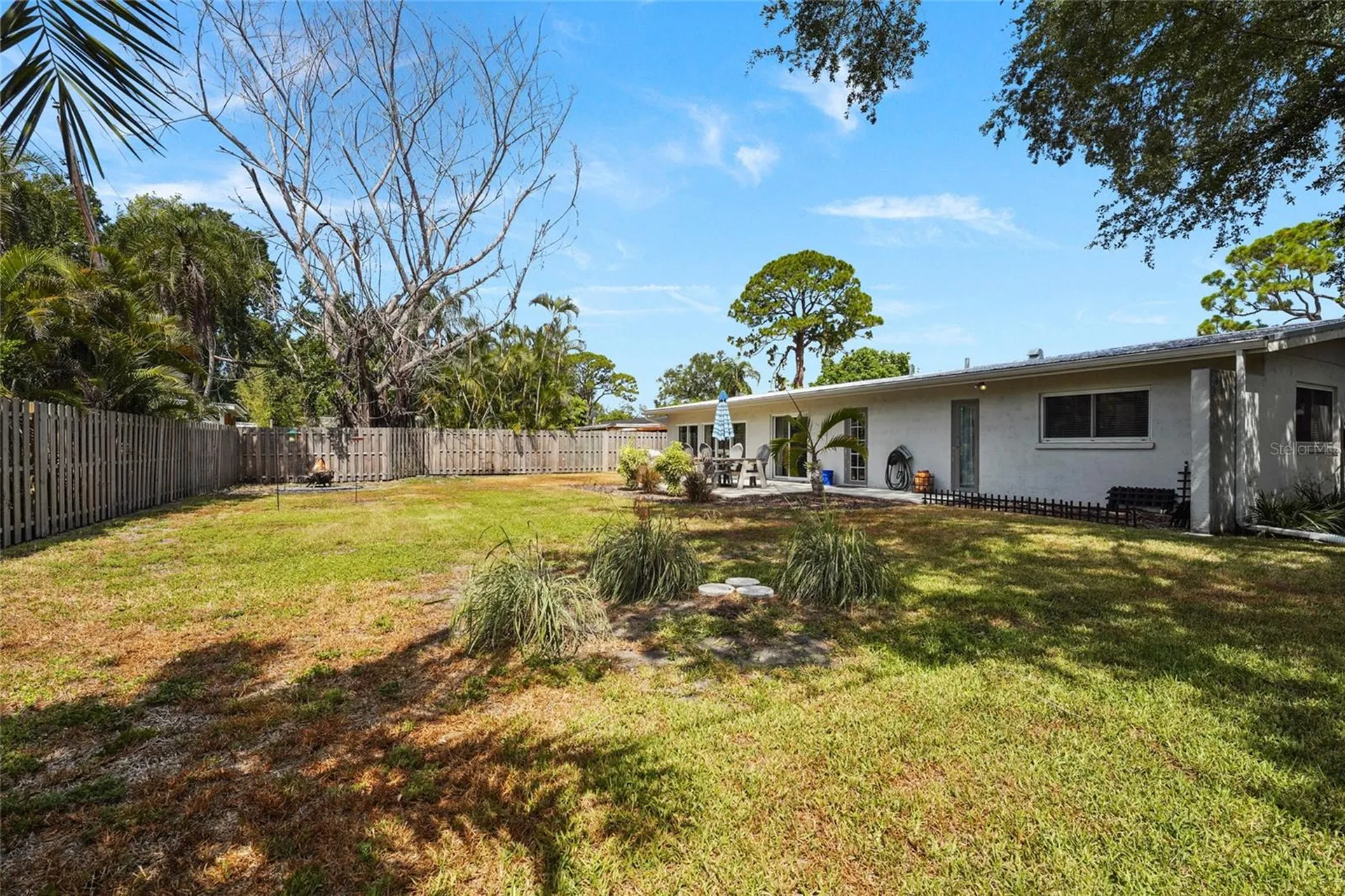 138 Holly Avenue Sarasota FL 34243