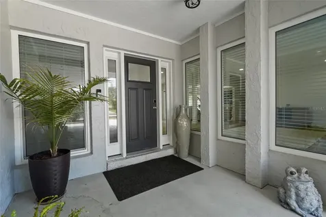 138 Holly Avenue Sarasota FL 34243