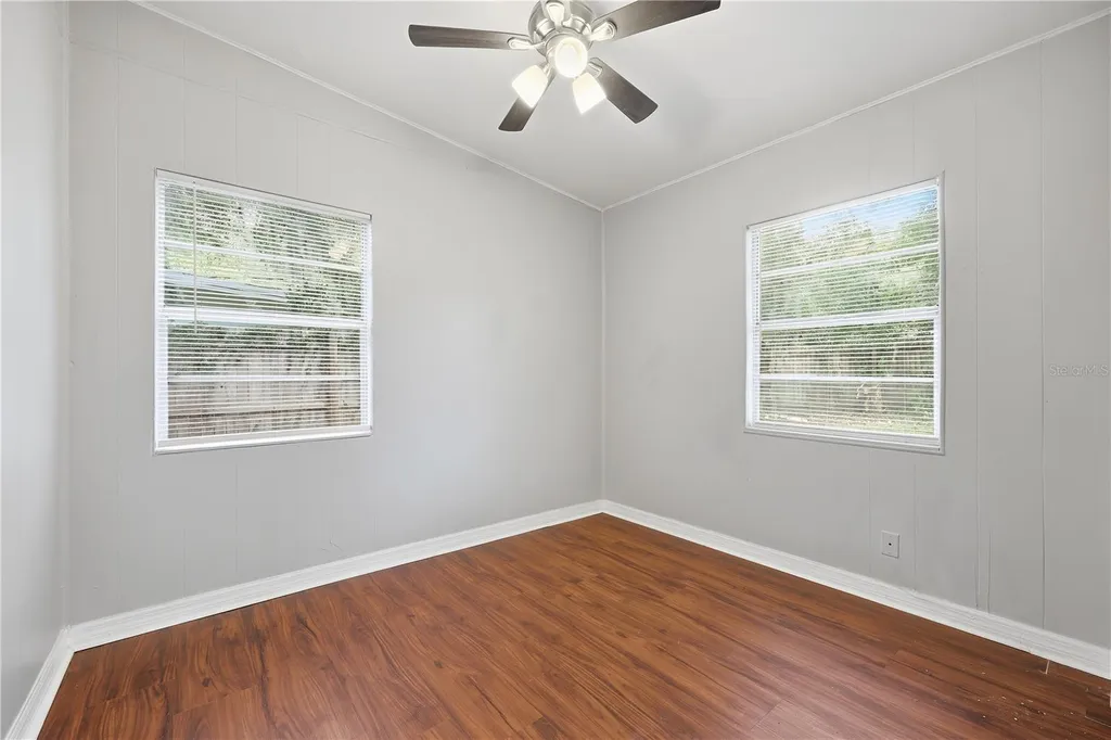 615 Danvers Street Eustis FL 32726