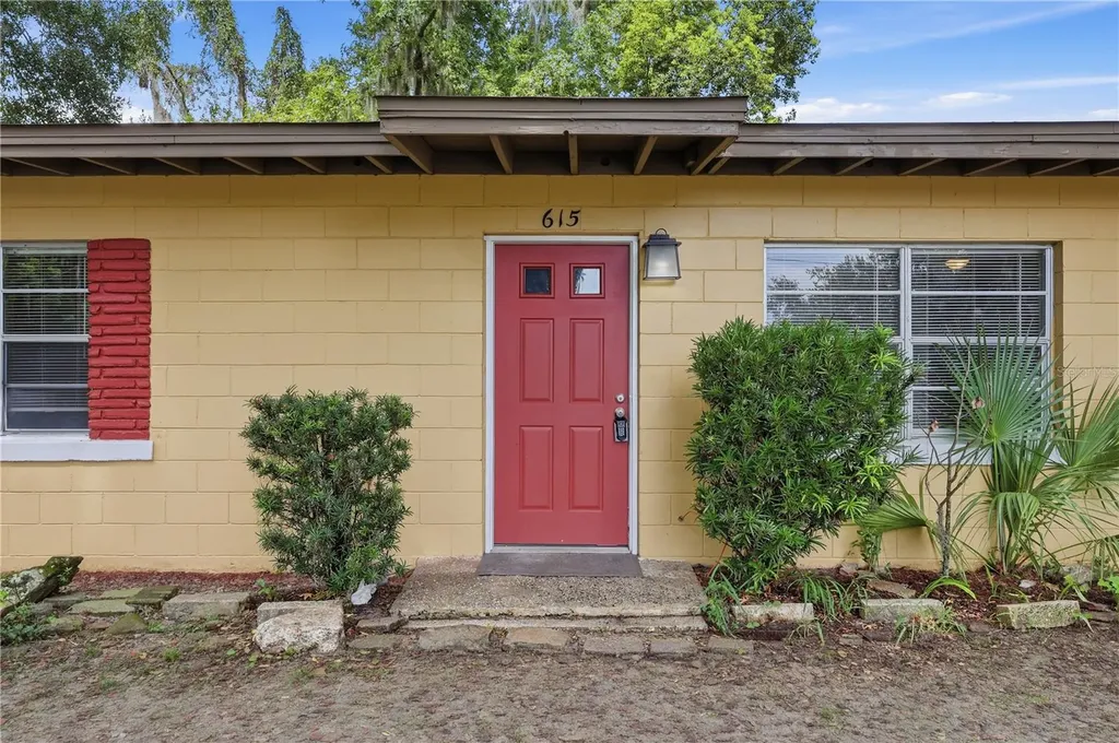 615 Danvers Street Eustis FL 32726